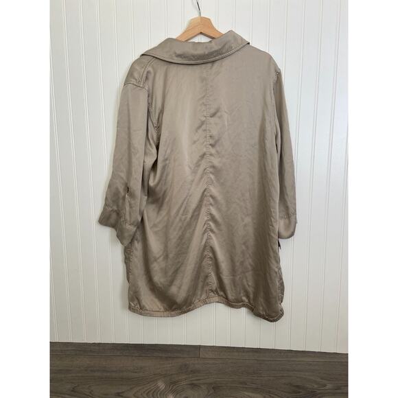 Chicos Jacket 100% Silk Sz 3 Taupe Champagne Satin Finish Double Breasted Classy - Picture 7 of 8